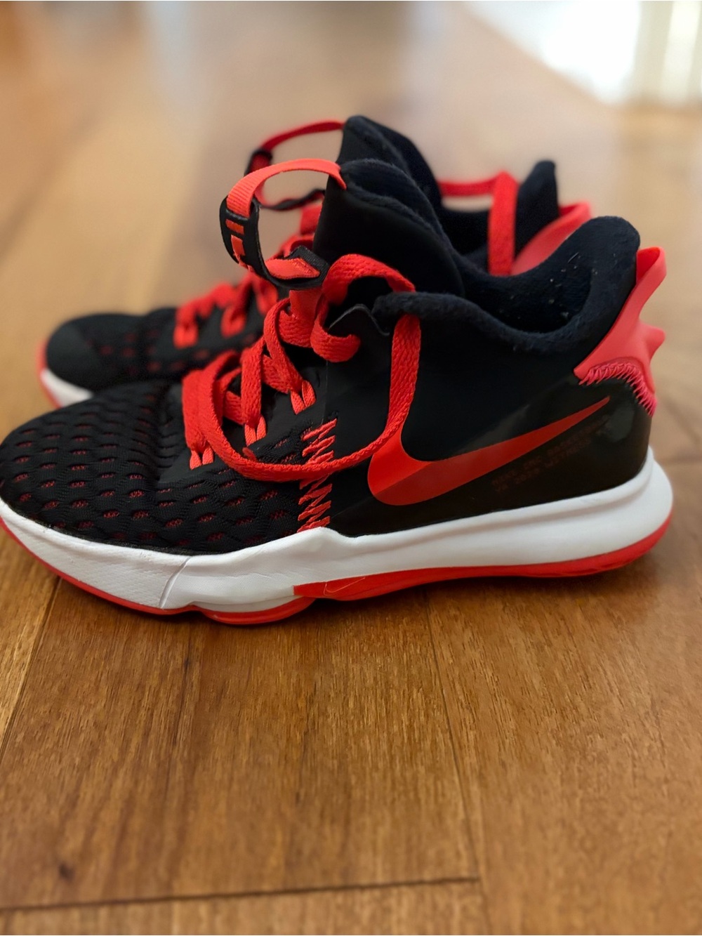 Nike Kids Black & Red Athletic Sneakers